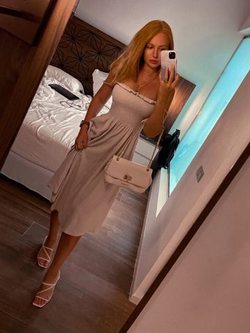 Проститутка Каролина